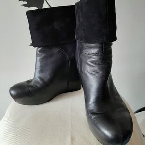 Women's Fold-Down Black Wedge Boot